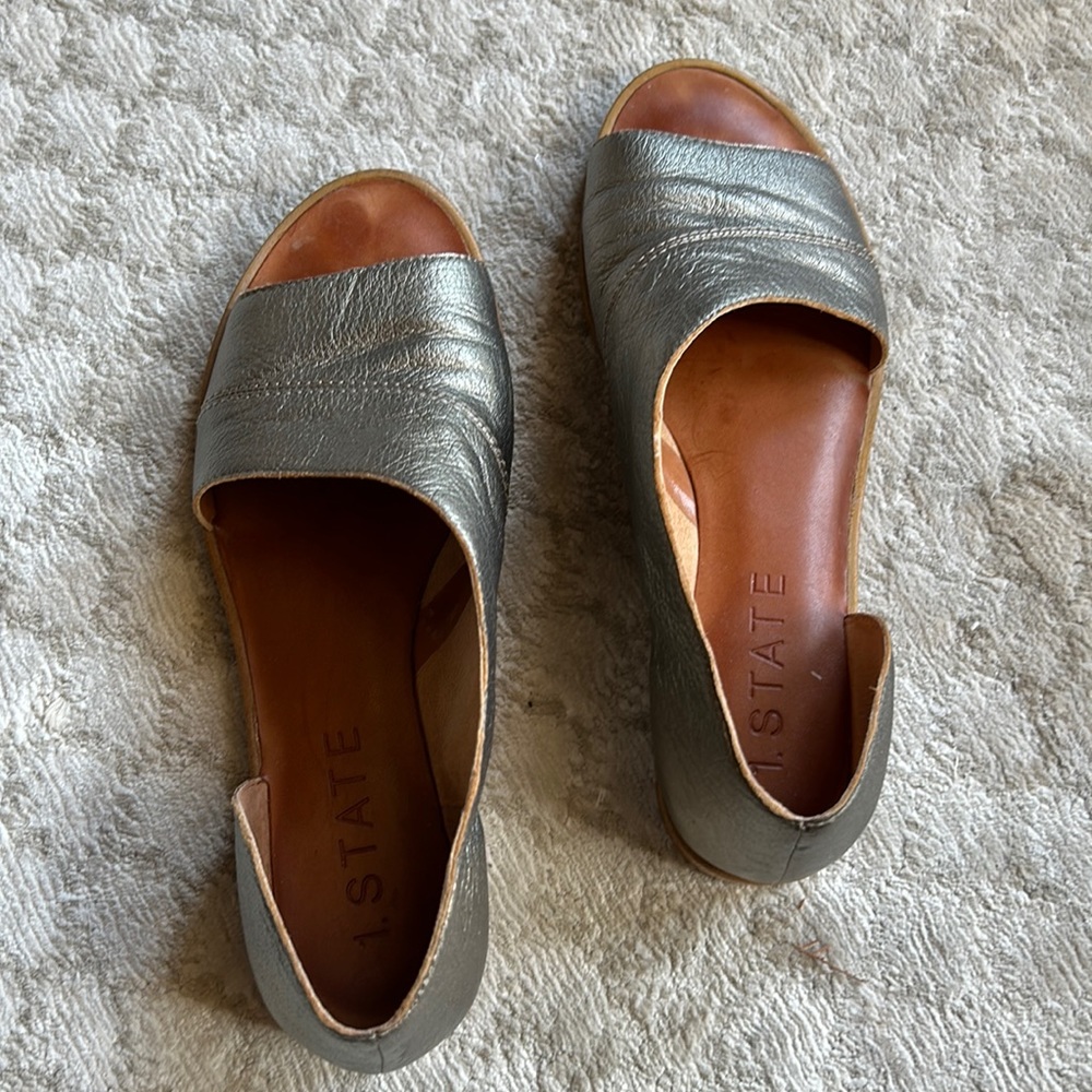 1. State open toe flats. Women’s 7.5